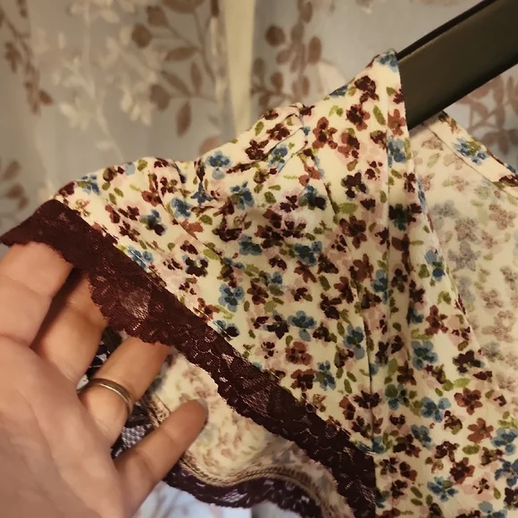 Floral Print Dress - Picture 3 of 8